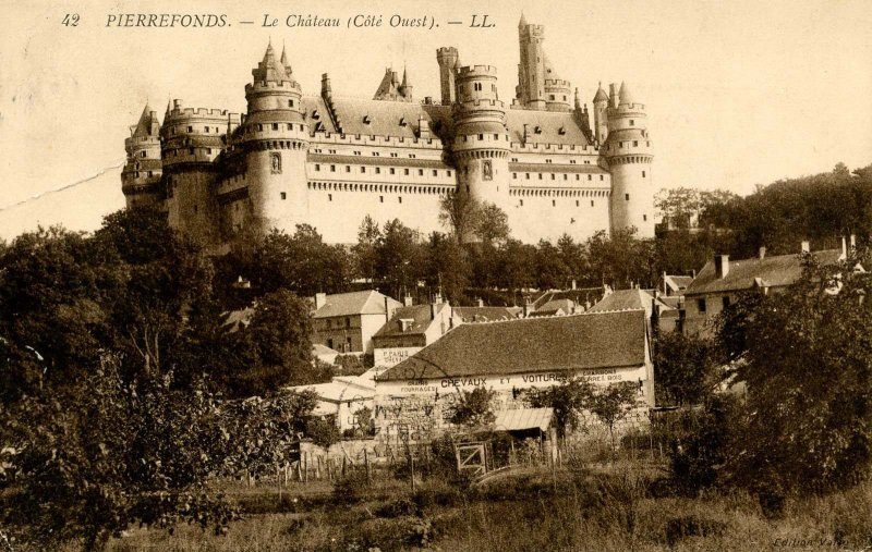 France - Pierrefonds. The Chateau, West Coast