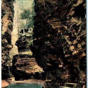 c1910s Watkins Glen, NY Glen Obscura Litho Acmegraph Photo Postcard Rocks A38