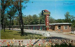 Canada, Ontario, Orillia, Couching Motel, Dexter No. 93453