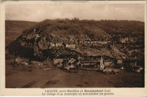 CPA LACAVE entre SOUILLACet ROCAMADOUR Le village et le montagne (122978)