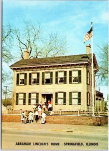 VINTAGE CONTINENTAL SIZE POSTCARD ABRAHAM LINCOLN'S HOME SPRINGFIELD ILLINOIS