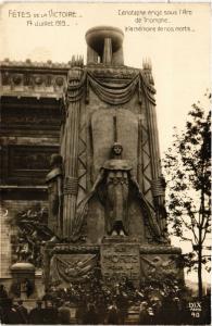 CPA PARIS 8e Cenotaphe erige sous l'Arc de Triomphe - a la memorie de (258948)