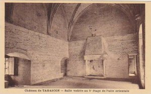 France Chateau de Tarascon Salle voutee au 3 etage de l'aile orientale