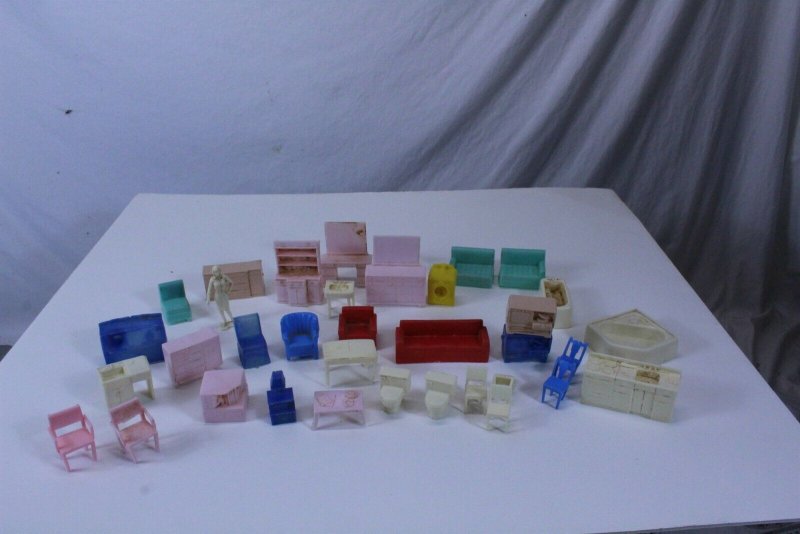 Lot of 35 Vintage Collectible Plastic Mini Doll House Furniture PCS by Superior