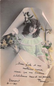 US43 postcard greetings card Livorno 1907 girl dress flowers