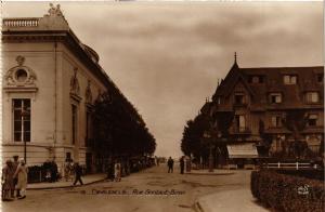 CPA DEAUVILLE - Rue Gontaut-Biron (515704)