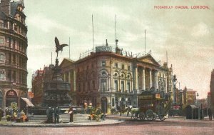 Vintage Postcard 1910's Piccadilly Circus London England UK