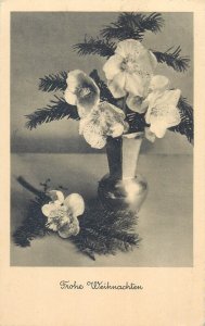 Christmas greetings blossom flowers vase Austria 1936 postcard 
