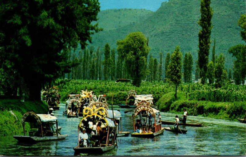 Mexico Xochimilco Canal Scene