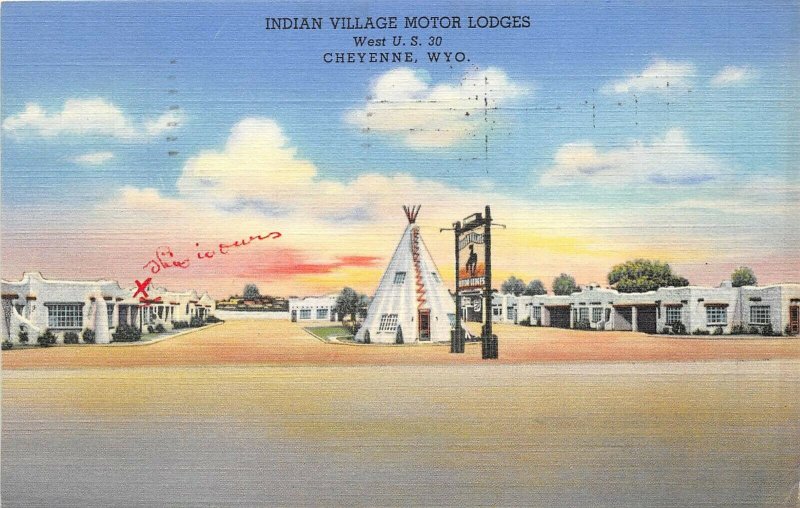 Cheyenne Wyoming 1942 Postcard Indian Village Motor Lodge Motel 