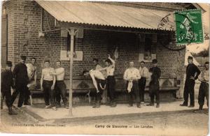 CPA Camp de SISSONNE Les Lavabos (280306)