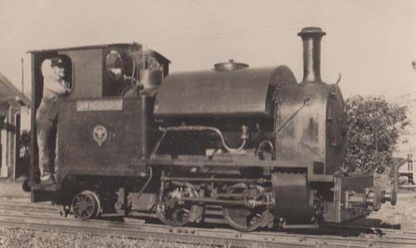 Edward Thomas at Talyllyn Vintage Welsh Wales Train Railway Station Postcard