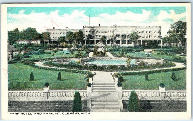 c1910s Mt. Clemens, Mich Park Hotel Fountain Fancy Landscaping Postcard MI A168