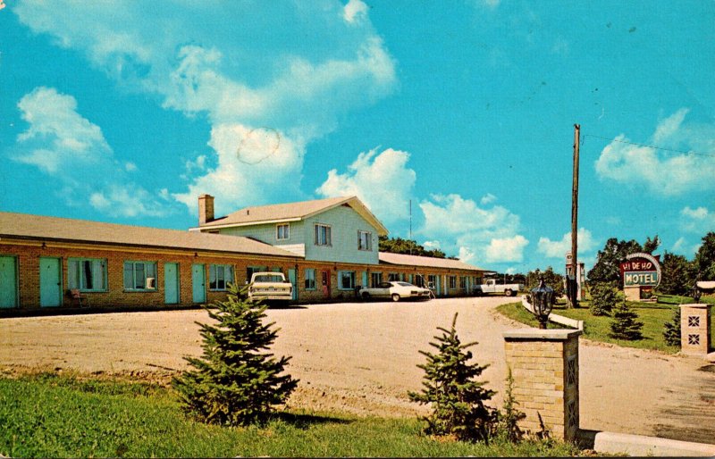 Illinois Hebron Hi-De-Ho Motel