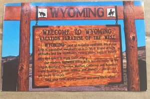 POSTCARD UNUSED - WELCOME TO WYOMING SIGN