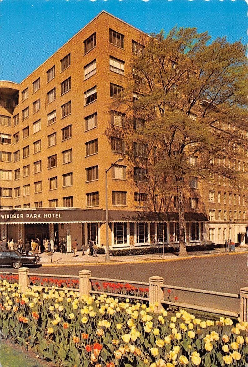 The Windsor Park Hotel Connecticut Avenue N W Washington D C Auto Car Hippostcard