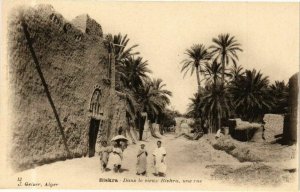 CPA AK Algérie-Biskra-Dans le vieux Biskra une rue (238714)