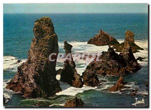 Postcard Modern Colors of Brittany Belle Ile en Mer The well nommeau The Port...