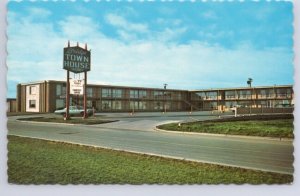 Bridge Towne House Motel, Lethbridge, Alberta, 1973 Postcard, Slogan Cancel