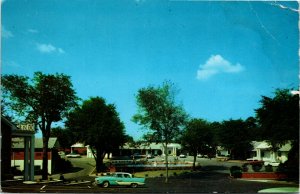 Postcard TN Nashville Mercury Court Route 41 - Classic Cars 1960s J3