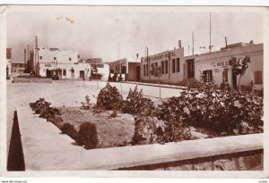 RP: MUDELT , Morocco , 20-40s ; Place des Mines