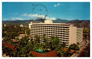 Postcard HOTEL SCENE Waikiki Hawaii HI AU3579