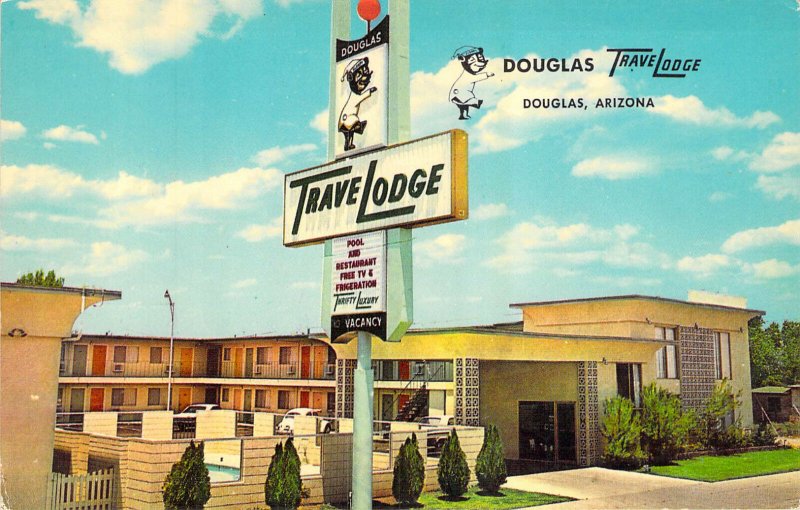 TraveLodge Douglas Arizona AZ Is Now Travelers Motel Chrome Unused Postcard