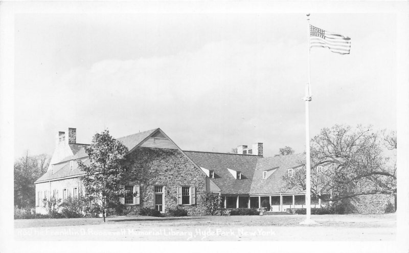 F55/ Hyde Park New York RPPC Postcard c1940s Roosevelt Library