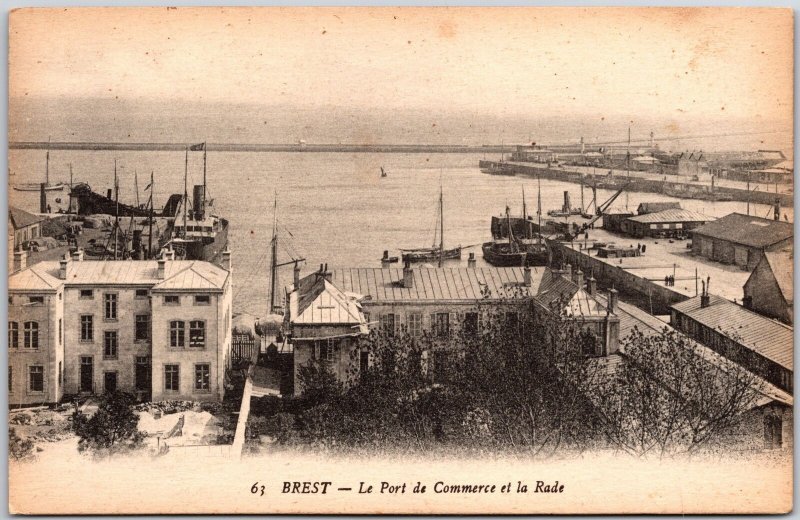 Brest - Le Port De Commerce Et La Rade France Boats Ships Buildings Postcard