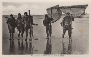 Calais Pas de Calais Pecheurs de Crevettes Real Photo Postcard