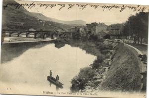 CPA MILLAU - Le Pont Lerouge et le Vieux Moulin (173833)