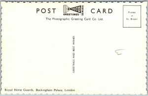 Royal Horse Guards, Buckingham Palace, London, England - Postcard 