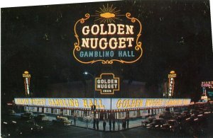 Postcard  View of Golden Nugget Gambling Hall, Las Vegas, NV.    N6