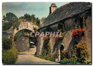 Postcard Modern Britain couelurs Rochefort en Terre (Morbihan) Maisons Fleuri...