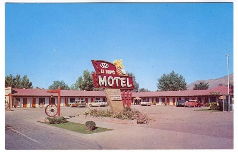 Winnemucca NV El Tony's Motel Woodie Old Cars Lodging Postcard