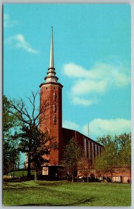 Springfield Ohio 1960s Postcard Weaver Chapel  &  Library Wittenberg University