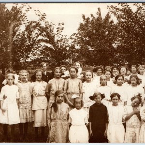 c1910s Cute Group Mostly Girls RPPC Children Outdoor Postcard School Smile A171