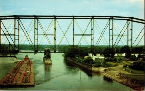 Tow Boat Moving Upstream at Hastings MN Vintage Postcard G77