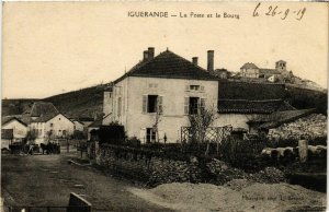 CPA Iguerande La Poste et le Bourg FRANCE (953504)