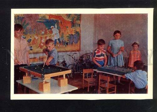 044716 Children play in little BILLIARDS Old colorful photo PC
