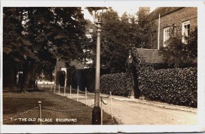 England The Old Palace Richmond Vintage RPPC C192