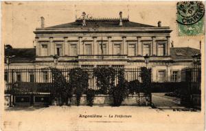 CPA ANGOULEME - La Préfecture (519239)