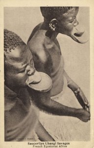 CAR, Ubangi-Shari, Saucerlips Savages, Negresses à Plateaux (1920s) Postcard (1)