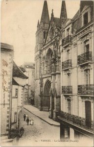 CPA VANNES-La Cathédrale (27367)
