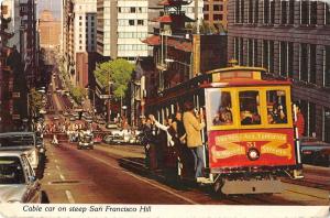 BR88641 cable car on steep san francisco hill tramway tram usa car voiture