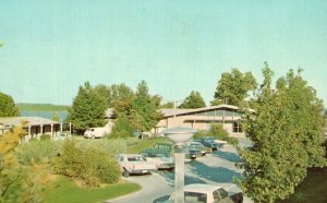 Vintage Postcard Front View Of  Village Inn Dam Village Gilbertsville KY