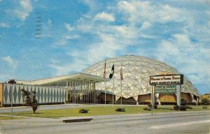 Virginia Beach Alan Shepard Civic Center Street View Vintage Postcard K20413