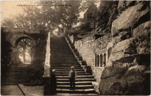 CPA LE FAOUET L'Escalier et le Beffroi de la Chapelle Sainte-Barbe (1295040)