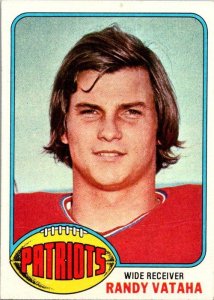 1976 Topps Football Card Randy Vataha New England Patriots sk4403