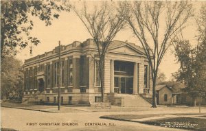 Postcard 1920s Centralia Illinois 1st Christian Church religious 24-7244